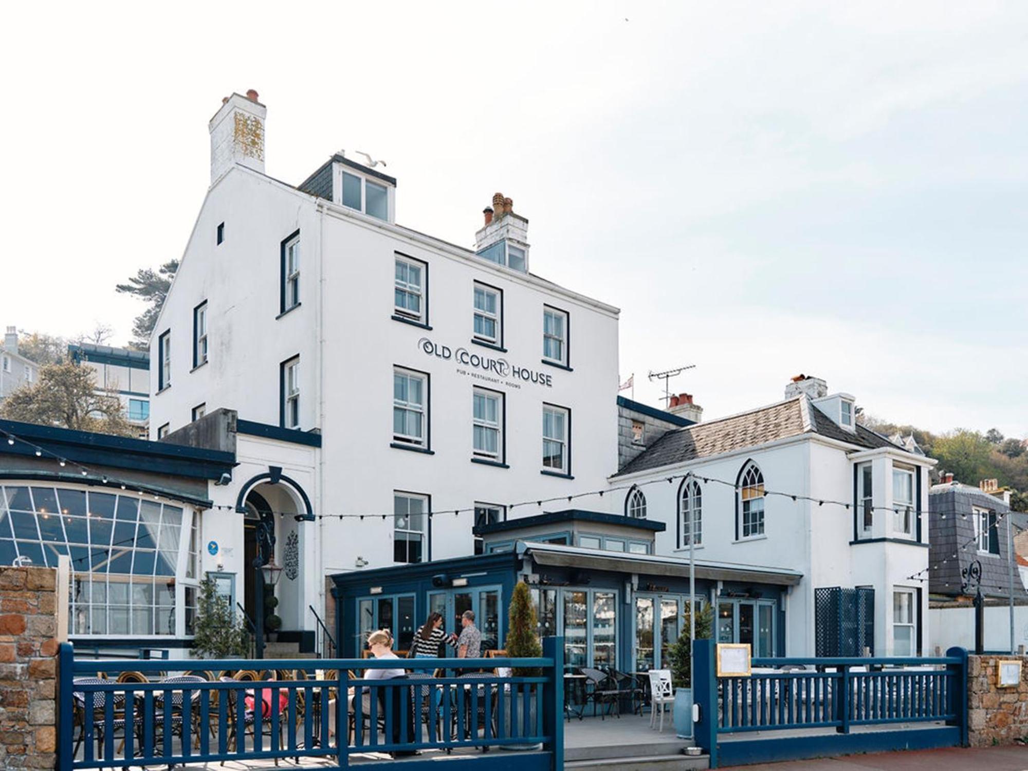 Old Court House Inn St Aubin Exteriör bild